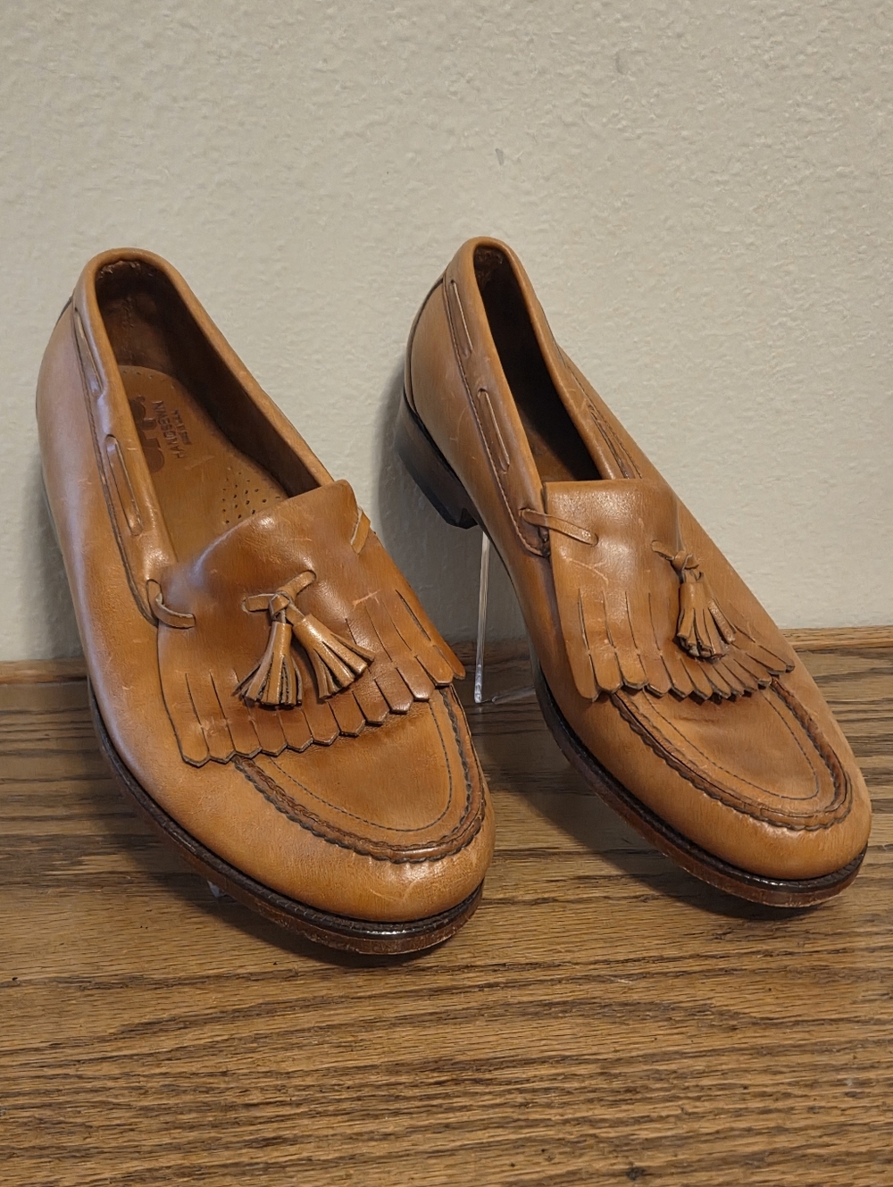 SAS Men's Leather Loafers Shoes 10.5 M Brown Leather Tassel Killtie